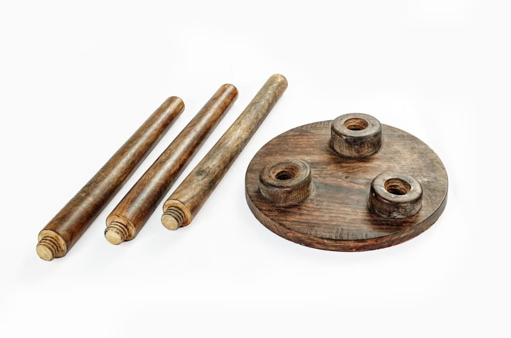 Aarunya Mango Wood Side Stool – Gond Art Yellow Base (Turtle)