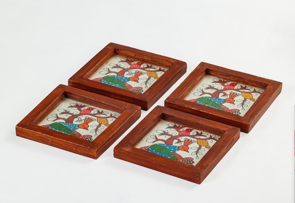 Rangriti Teak Wood Tray With 4 Coasters – Gond Peacock