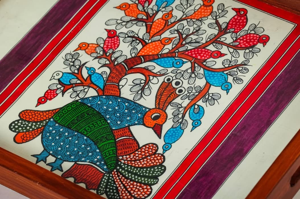 Rangriti Teak Wood Tray With 4 Coasters – Gond Peacock