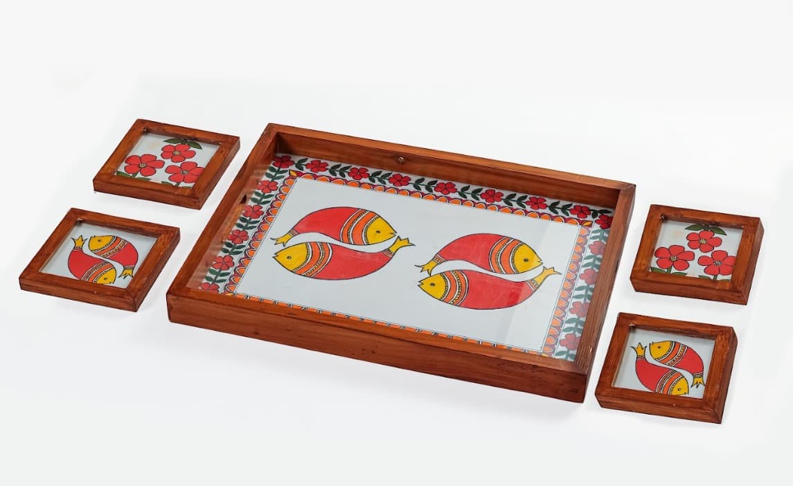 Rangriti Teak Wood Tray With Coasters – Madhubani Red Fish Pair Of Two